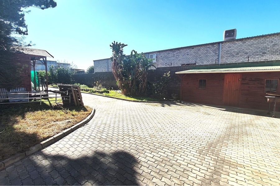 5 Bedroom Property for Sale in Piketberg Western Cape